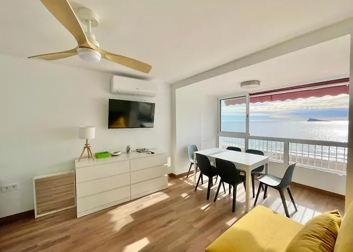 Апартаменты Poniente Luxury Seafront *