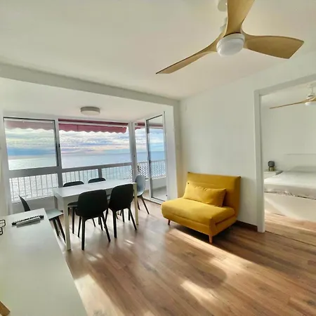Poniente Luxury Seafront بينايدورم