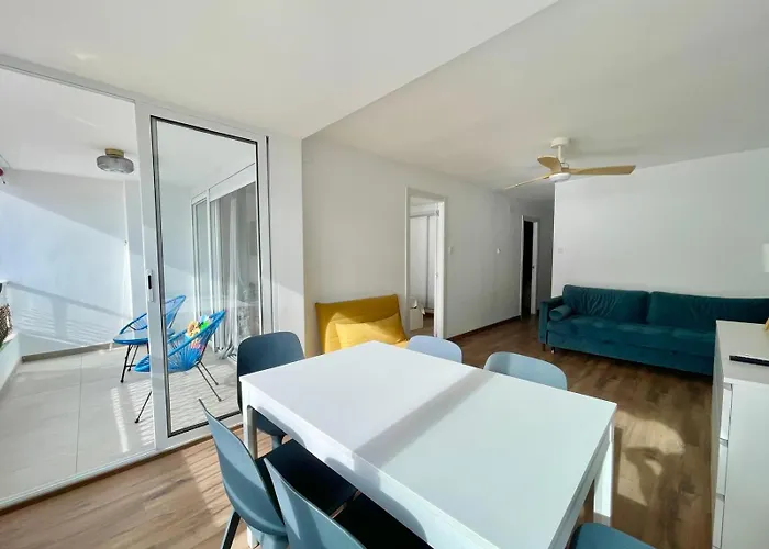 Διαμέρισμα Poniente Luxury Seafront *